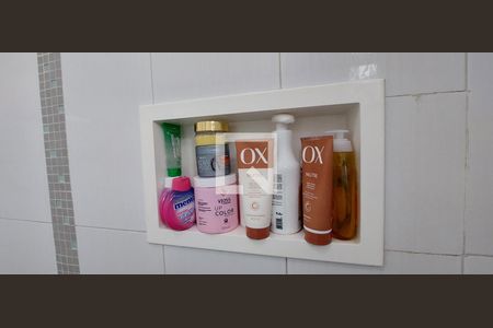 Casa à venda com 140m², 3 quartos e 2 vagas Casa à venda com 140m², 3 quartos e 2 vagasBanheiro 2