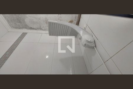 Casa à venda com 140m², 3 quartos e 2 vagas Casa à venda com 140m², 3 quartos e 2 vagasBanheiro 2 - chuveiro