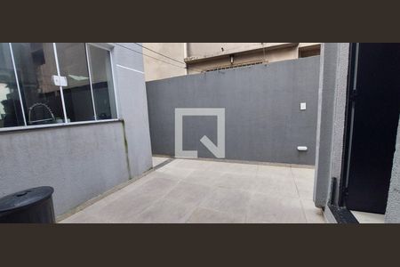 Casa à venda com 140m², 3 quartos e 2 vagas Casa à venda com 140m², 3 quartos e 2 vagasÁrea de serviço