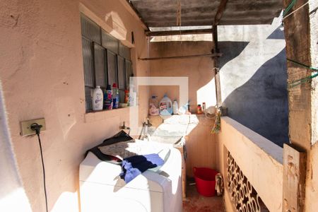 Casa à venda com 120m², 4 quartos e 2 vagas Casa à venda com 120m², 4 quartos e 2 vagasÁrea de Serviço 2