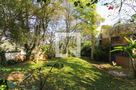 Casa à venda com 260m², 4 quartos e 4 vagas Casa à venda com 260m², 4 quartos e 4 vagasJardim