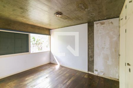 Casa à venda com 260m², 4 quartos e 4 vagas Casa à venda com 260m², 4 quartos e 4 vagasQuarto 3