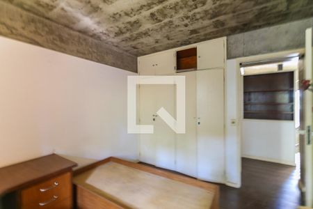 Casa à venda com 260m², 4 quartos e 4 vagas Casa à venda com 260m², 4 quartos e 4 vagasQuarto 2