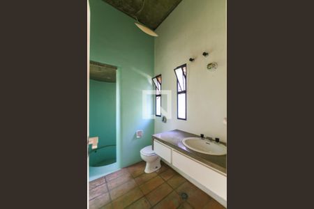 Casa à venda com 260m², 4 quartos e 4 vagas Casa à venda com 260m², 4 quartos e 4 vagasBanheiro 2