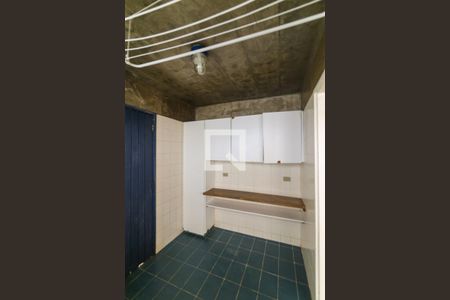 Casa à venda com 260m², 4 quartos e 4 vagas Casa à venda com 260m², 4 quartos e 4 vagasÁrea de Serviço