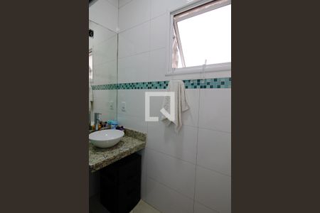 Casa à venda com 148m², 3 quartos e 4 vagas Casa à venda com 148m², 3 quartos e 4 vagasBanheiro da Suíte 1