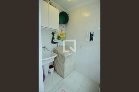 Casa à venda com 148m², 3 quartos e 4 vagas Casa à venda com 148m², 3 quartos e 4 vagasÁrea de Serviço