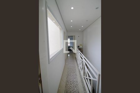 Casa à venda com 148m², 3 quartos e 4 vagas Casa à venda com 148m², 3 quartos e 4 vagasCorredor