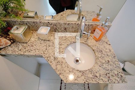 Casa à venda com 148m², 3 quartos e 4 vagas Casa à venda com 148m², 3 quartos e 4 vagasLavabo