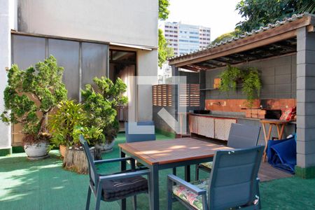 Casa à venda com 720m², 5 quartos e 5 vagasÁrea Externa