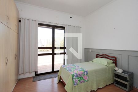 Casa à venda com 720m², 5 quartos e 5 vagasSuíte 4