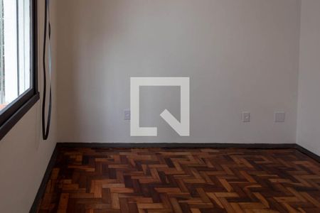 Quarto de apartamento para alugar com 1 quarto, 42m² em Passo da Areia, Porto Alegre