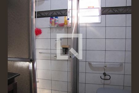 Casa à venda com 110m², 4 quartos e 4 vagasBanheiro - Casa 1