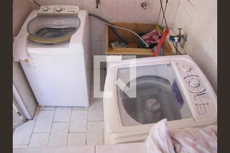 Casa à venda com 110m², 4 quartos e 4 vagasÁrea de Serviço