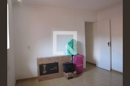 Casa à venda com 110m², 4 quartos e 4 vagasCasa 2 - Quarto 1