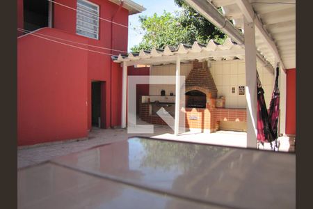 Casa à venda com 110m², 4 quartos e 4 vagasChurrasqueira