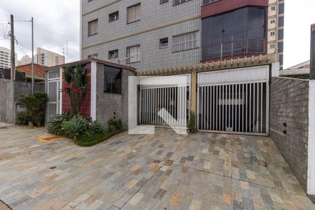 Apartamento à venda com 76m², 2 quartos e 1 vagaFachada e portaria