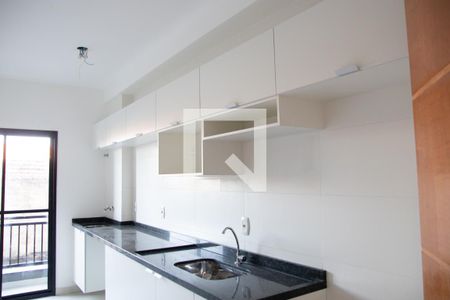 Sala e Cozinha de kitnet/studio para alugar com 1 quarto, 30m² em Vila Nilo, São Paulo