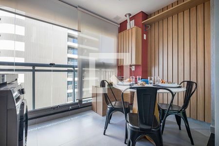 Studio - Varanda de kitnet/studio para alugar com 1 quarto, 30m² em Pinheiros, São Paulo