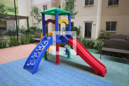 Apartamento à venda com 33m², 2 quartos e sem vagaÁrea comum