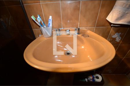 Casa à venda com 269m², 5 quartos e 1 vagaBanheiro da Suíte 1