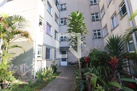 Apartamento para alugar com 60m², 2 quartos e 1 vaga Apartamento para alugar com 60m², 2 quartos e 1 vagaFachada do bloco