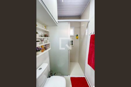 Casa à venda com 238m², 3 quartos e 3 vagas Casa à venda com 238m², 3 quartos e 3 vagasBanheiro