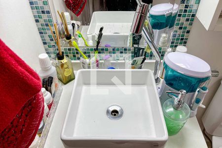 Casa à venda com 238m², 3 quartos e 3 vagas Casa à venda com 238m², 3 quartos e 3 vagasBanheiro