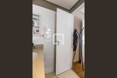 Apartamento à venda com 52m², 1 quarto e 1 vaga Apartamento à venda com 52m², 1 quarto e 1 vagaBanheiro da Suíte