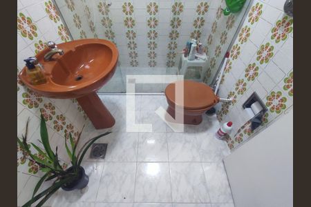 Apartamento à venda com 75m², 2 quartos e sem vaga Apartamento à venda com 75m², 2 quartos e sem vagaBanheiro