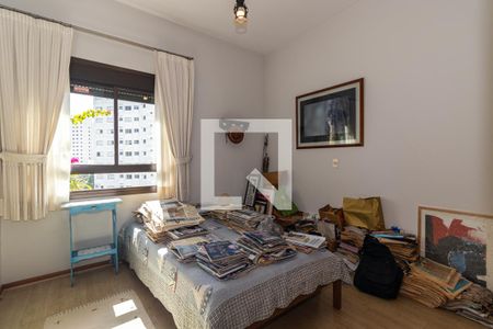 Apartamento à venda com 242m², 4 quartos e 4 vagas Apartamento à venda com 242m², 4 quartos e 4 vagasSuíte 2