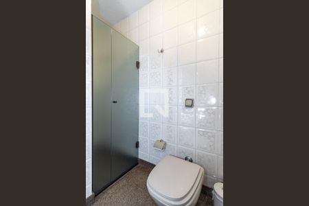 Apartamento à venda com 242m², 4 quartos e 4 vagas Apartamento à venda com 242m², 4 quartos e 4 vagasSuíte 2