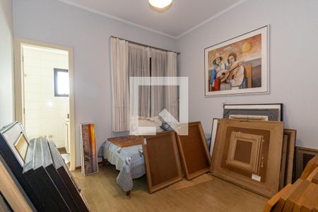 Apartamento à venda com 242m², 4 quartos e 4 vagas Apartamento à venda com 242m², 4 quartos e 4 vagasSuíte 3