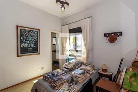 Apartamento à venda com 242m², 4 quartos e 4 vagas Apartamento à venda com 242m², 4 quartos e 4 vagasSuíte 2