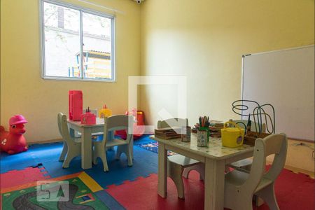 Apartamento para alugar com 50m², 2 quartos e 1 vaga Apartamento para alugar com 50m², 2 quartos e 1 vagaÁrea comum - Brinquedoteca