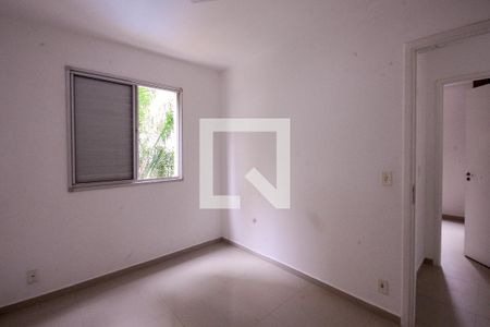 Quarto 1 de apartamento para alugar com 2 quartos, 50m² em Jardim São Savério, São Paulo
