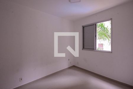 Quarto 1 de apartamento para alugar com 2 quartos, 50m² em Jardim São Savério, São Paulo