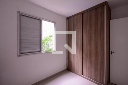 Quarto 2 de apartamento para alugar com 2 quartos, 50m² em Jardim São Savério, São Paulo