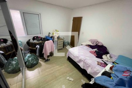 Casa à venda com 200m², 4 quartos e 4 vagas Casa à venda com 200m², 4 quartos e 4 vagasQuarto 2