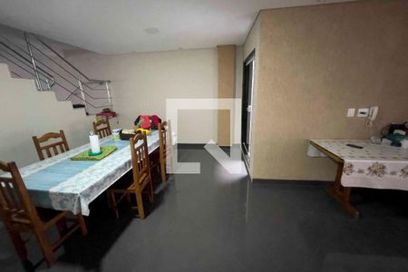 Casa à venda com 200m², 4 quartos e 4 vagas Casa à venda com 200m², 4 quartos e 4 vagasSala de Jantar