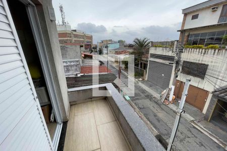 Casa à venda com 200m², 4 quartos e 4 vagas Casa à venda com 200m², 4 quartos e 4 vagasVaranda - Quarto 1