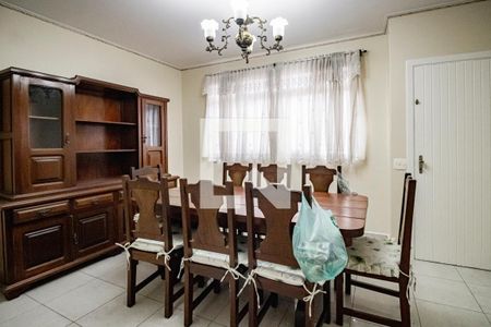 Casa à venda com 349m², 4 quartos e 3 vagas Casa à venda com 349m², 4 quartos e 3 vagasSala de Jantar