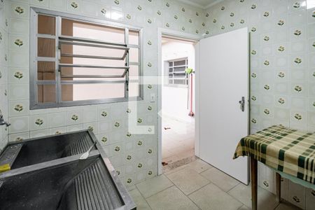 Casa à venda com 349m², 4 quartos e 3 vagas Casa à venda com 349m², 4 quartos e 3 vagasÁrea de Serviço