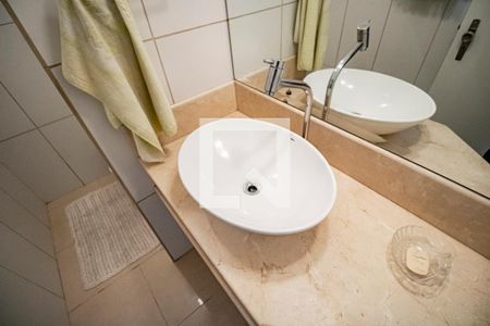 Casa à venda com 349m², 4 quartos e 3 vagas Casa à venda com 349m², 4 quartos e 3 vagasLavabo - Torneira