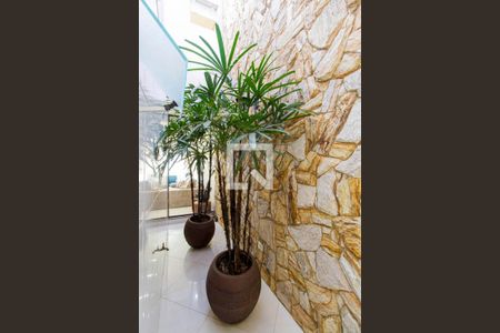 Casa à venda com 156m², 3 quartos e 5 vagas Casa à venda com 156m², 3 quartos e 5 vagasJardim de Inverno
