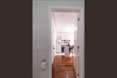 Banheiro de apartamento para alugar com 1 quarto, 31m² em Água Branca, São Paulo