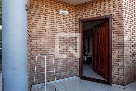 Casa à venda com 280m², 3 quartos e 4 vagas Casa à venda com 280m², 3 quartos e 4 vagasVaranda