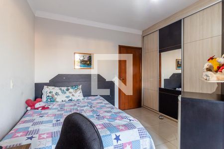 Casa à venda com 280m², 3 quartos e 4 vagas Casa à venda com 280m², 3 quartos e 4 vagasQuarto 1