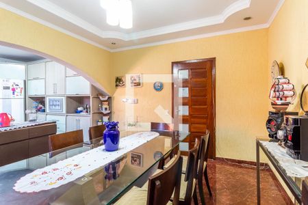 Casa à venda com 280m², 3 quartos e 4 vagas Casa à venda com 280m², 3 quartos e 4 vagasSala de Jantar