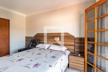 Casa à venda com 280m², 3 quartos e 4 vagas Casa à venda com 280m², 3 quartos e 4 vagasQuarto 2